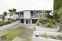 12 Wikiriwhi Crescent, Awapuni, Palmerston North, Manawatu / Whanganui, 4412, New Zealand