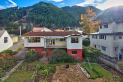 37 Robins Road, Town Centre, Queenstown-Lakes, Otago, 9300, New Zealand