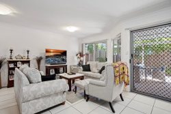 Unit 2/7 Quinn Court, Mount Coolum QLD 4573, Australia