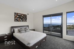 57 Sandra Dr, Blackmans Bay TAS 7052, Australia