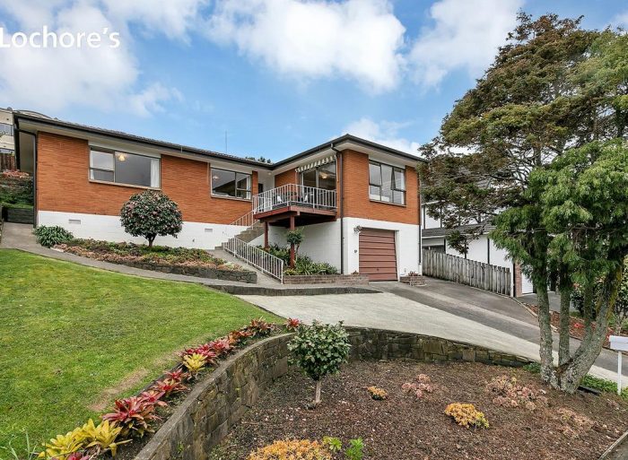 51 Chelsea View Drive, Chatswood, North Shore City, Auckland, 0626, New Zealand