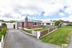 32 Bracken Road, Paparangi, Wellington, 6037, New Zealand