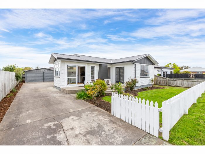 15 Cleland Street, Belfast, Christchurch City, Canterbury, 8051, New Zealand