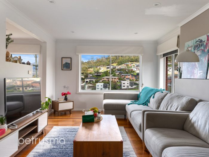 26 Clinton Rd, Geilston Bay TAS 7015, Australia