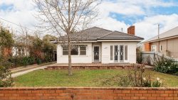 1039 Corella St, North Albury NSW 2640, Australia