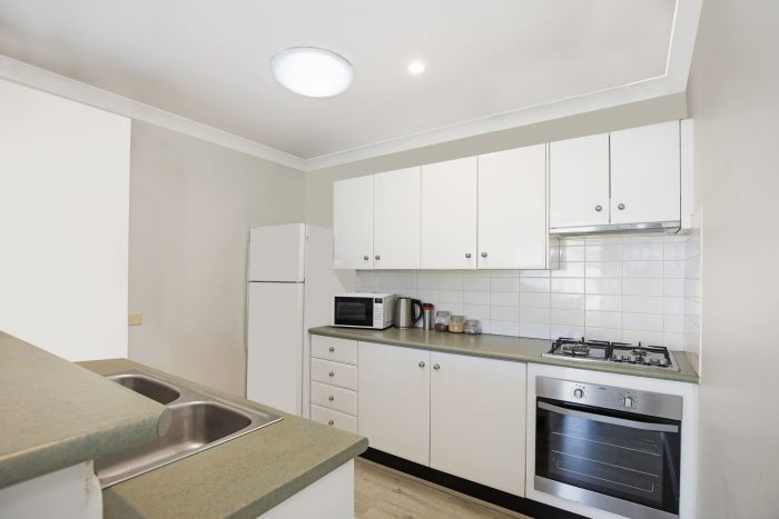 52 Green Cl, Mardi NSW 2259, Australia