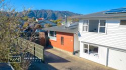 1/57 Hautana Street, Woburn, Lower Hutt, Wellington, 5010, New Zealand