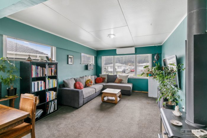 243 Wellington Road, Wainuiomata, Lower Hutt, Wellington, 5014, New Zealand