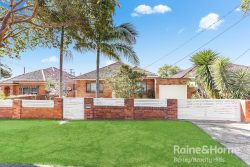 76 Staples St, Kingsgrove NSW 2208, Australia