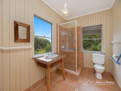 159 Burnett Ln, Wootha QLD 4552, Australia