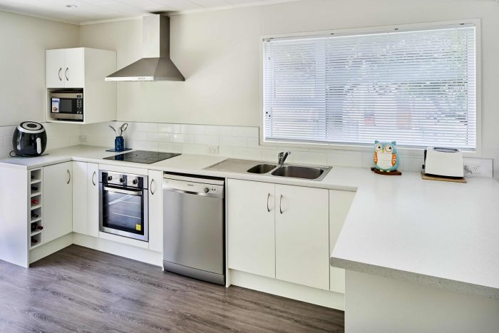 5 Ayton Drive, Whitby, Porirua, Wellington, 5024, New Zealand