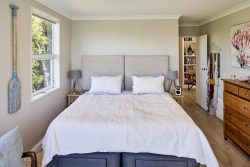 3 Kenef Road, Paremata, Porirua, Wellington, 5024, New Zealand