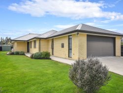 16 Cross Street, Milton, Clutha, Otago, 9220, New Zealand