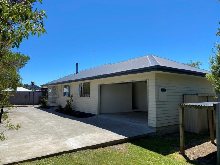 30 Feary Crescent, Takaka, Tasman, Nelson / Tasman, 7110, New Zealand