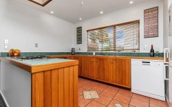 2/108 Awaruku Road, Torbay, North Shore City, Auckland, 0630, New Zealand