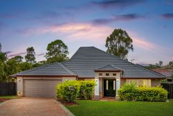 16 Berkshire Pl, Springfield Lakes QLD 4300, Australia