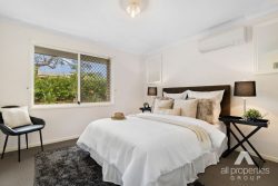 59 Bottlebrush Dr, Regents Park QLD 4118, Australia