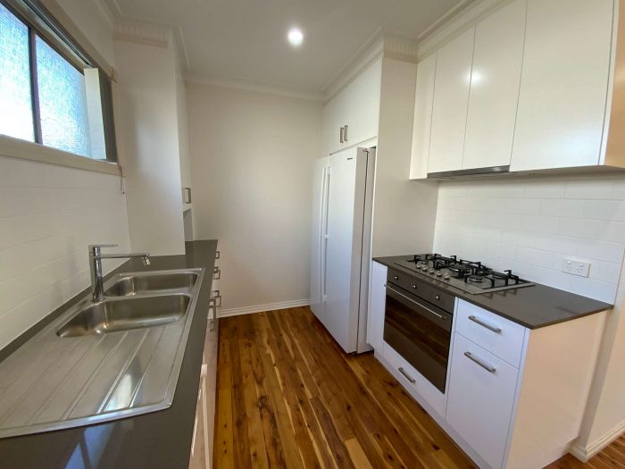 2 1/1A Binya St, Griffith NSW 2680, Australia