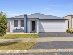 3 Yerilla Rd, Golden Bay WA 6174, Australia