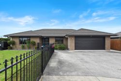 8 Allgood Place, Rototuna, Hamilton, Waikato, 3210, New Zealand