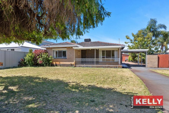 419 Belmont Ave, Cloverdale WA 6105, Australia