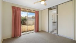 2/129 Hovell St, Howlong NSW 2643, Australia