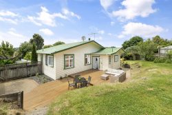 64 Kaitemako Road, Welcome Bay, Tauranga, Bay Of Plenty, 3112, New Zealand