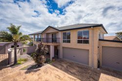 85 Headland Dr, Tura Beach NSW 2548, Australia