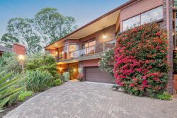 3 Waratah Way, Stonyfell SA 5066, Australia