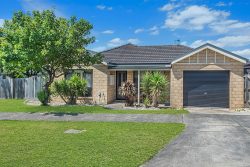 12 Mugavin Dr, Dennington VIC 3280, Australia