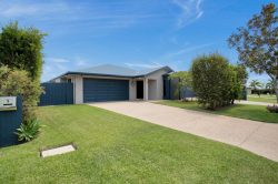 9 Bachelor Ct, Marian QLD 4753, Australia