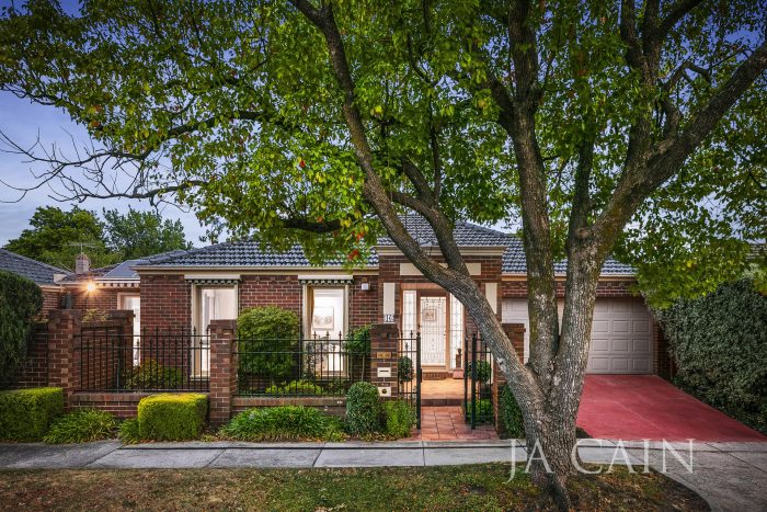 16 Chertsey St, Surrey Hills VIC 3127, Australia