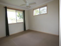 11 Sloane Ct, Waterford West QLD 4133, Australia