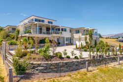 11 Barclay Place, Wanaka, Otago, 9305, New Zealand