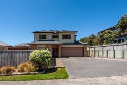 43 Erlestoke Crescent, Churton Park, Wellington, 6037, New Zealand