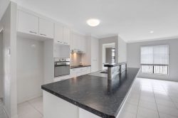 20 Eros Ct, Ooralea QLD 4740, Australia