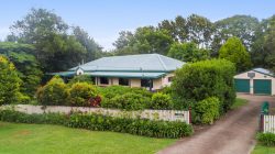 25 Mary Cairncross Ave, Maleny QLD 4552, Australia