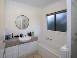 4 Reus Ct, East Side NT 0870, Australia