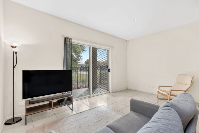 Unit 6/7 Banrock Pl, Mawson Lakes SA 5095, Australia