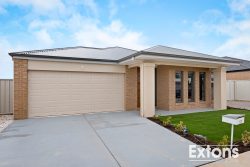 12 Botts Rd, Yarrawonga VIC 3730, Australia