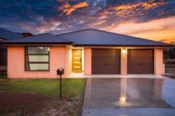 11 idaho court, Springdale Heights NSW 2641, Australia