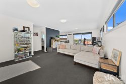 1/15 Ivy Cl, Oakdowns TAS 7019, Australia