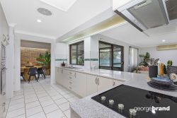 87 Brooke Ave, Killarney Vale NSW 2261, Australia