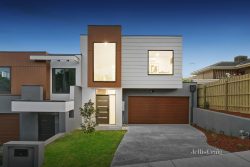 18 Meadowbank Ave, Doncaster VIC 3108, Australia