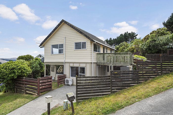 5 Pimlico Place, Newlands, Wellington, 6037, New Zealand