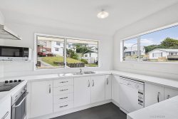 5 Pimlico Place, Newlands, Wellington, 6037, New Zealand