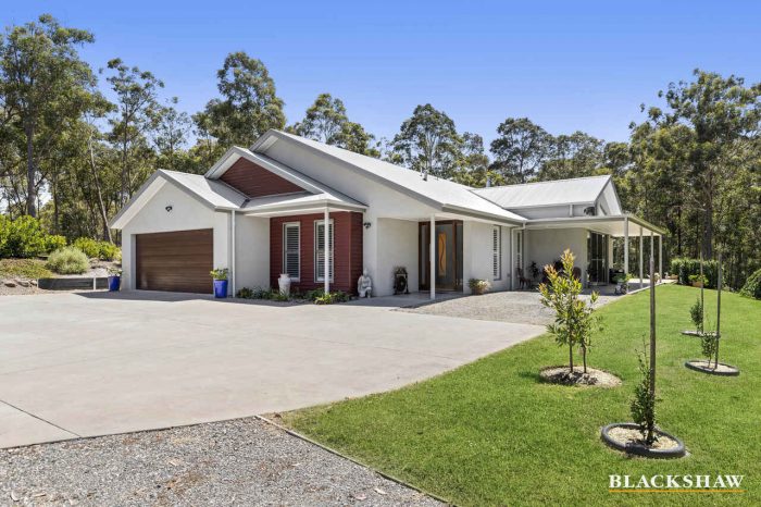 8 Woodlot Pl, Batehaven NSW 2536, Australia