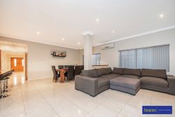 23 Foxfield Rd, Darch WA 6065, Australia