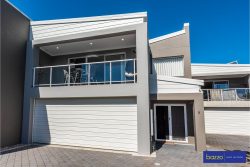 Unit 5/189 Rockingham Beach Rd, Rockingham WA 6168, Australia