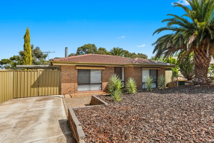 8 Harkness St, Willaston SA 5118, Australia